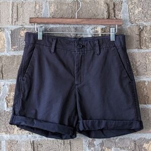 NWOT GAP Girlfriend Rolled Short Washed Black Size 2